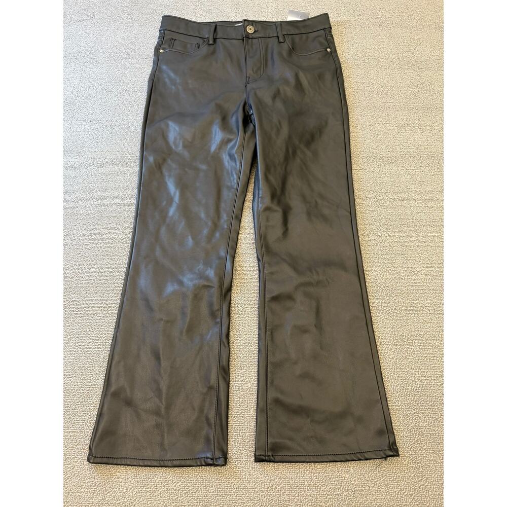 ZARA Women's Size 6 Black Faux Leather‎ Mini Flare Pants
